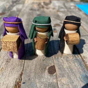 The wise men (1.5 inches tall)