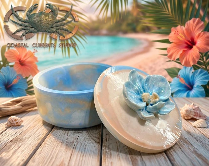 Island Bloom Jar