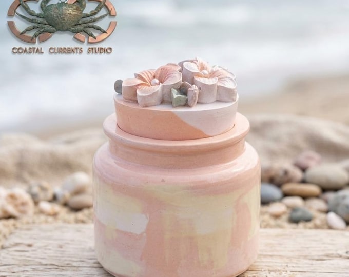 Tropical Breeze Jar with Lid