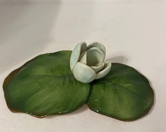 Italian Majolica Lilypad with Bloom