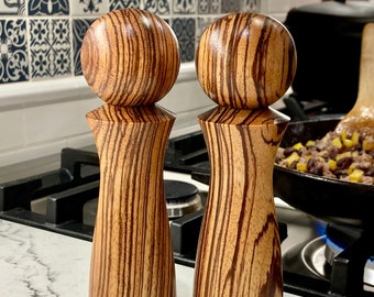 Molinillo de especias: Molinillo de pimienta y sal de madera, madera de cebra