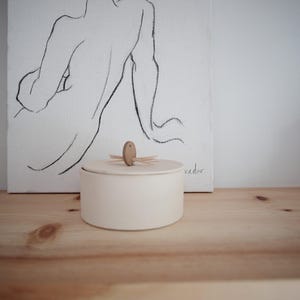 Minimal Jewelry Box, Aesthetic Jewelry Box, Ceramic Jewelry Box, Wedding Gift, Ceramic Anniversary Gift, Minimal Gift For Her, Memento Gift image 4