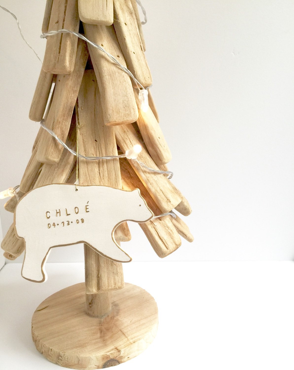 Ours Polaire Ornement Personnalisé Blanc et Or 22 Carats #custombearornament Minimal