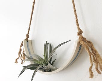 Large Airplant Half Moon Cradle Sling Hanging Planter Display for Air Plant