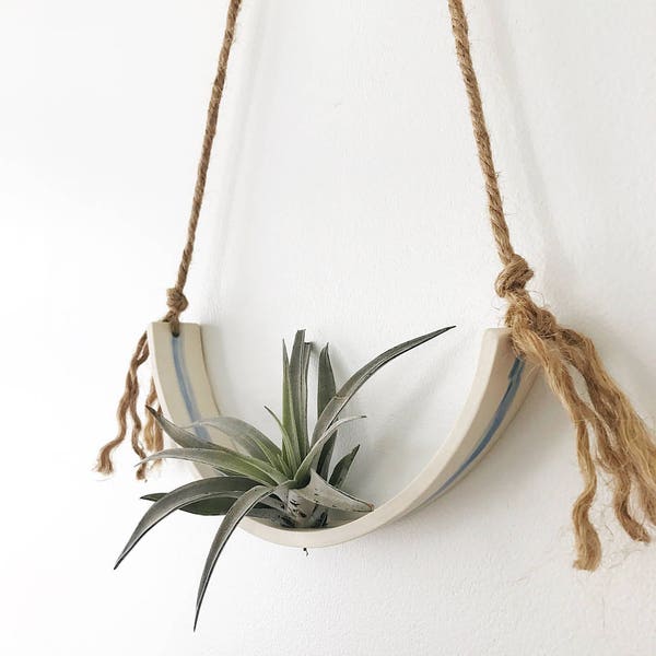 Large Airplant Half Moon Cradle Sling Hanging Planter Display for Air Plant