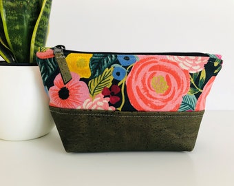 Floral cosmetic bag | make up bag | modern travel bag | toiletry bag | storage pouch | cork bag | zippered pouch | small