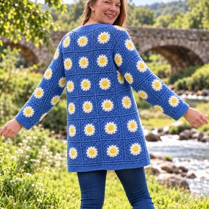 Haakpatroon voor een oma-vest met bloemenmotief, vierkant vestpatroon voor een oma-vest met madeliefjes, haakpatroon voor een vest met madeliefjes (PDF)
