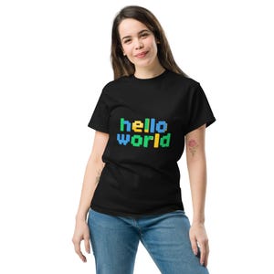 T-shirt met de tekst "Hello World"