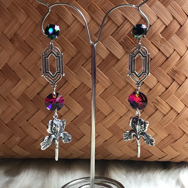 Boucles art-déco laiton argenté vieilli et cristal swarovski "Iris irisés"