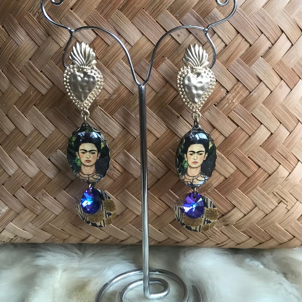 Boucles bohèmes Frida Kahlo cabochons Swarovski fleurs «Casa Azul»