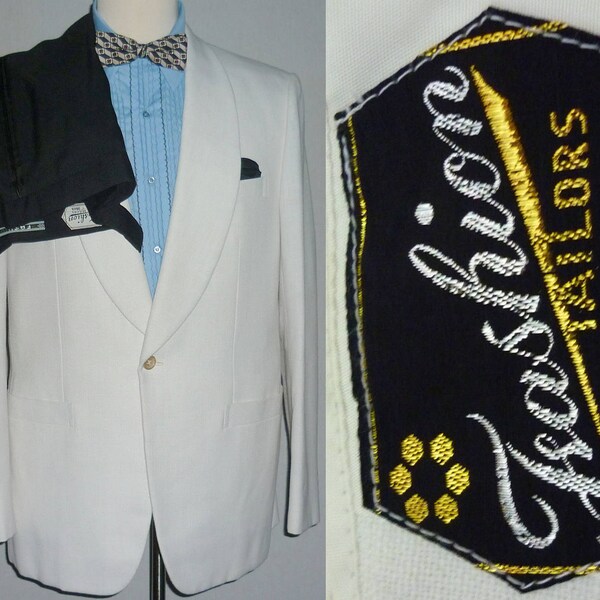 Vintage 1970s Mens Tuxedo / 38 - 40 / M / Shawl Collar / Dinner Jacket / 1970s Tuxedo / 70s Tuxedo / Wedding / Prom / 1970s Mens Fashion