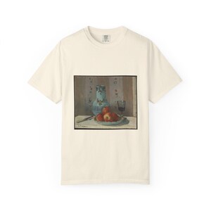 Camiseta con estampado de naturaleza muerta con manzanas de Camille Pissarro, camiseta de arte impresionista, Comfort Colors 1717 imagen 2