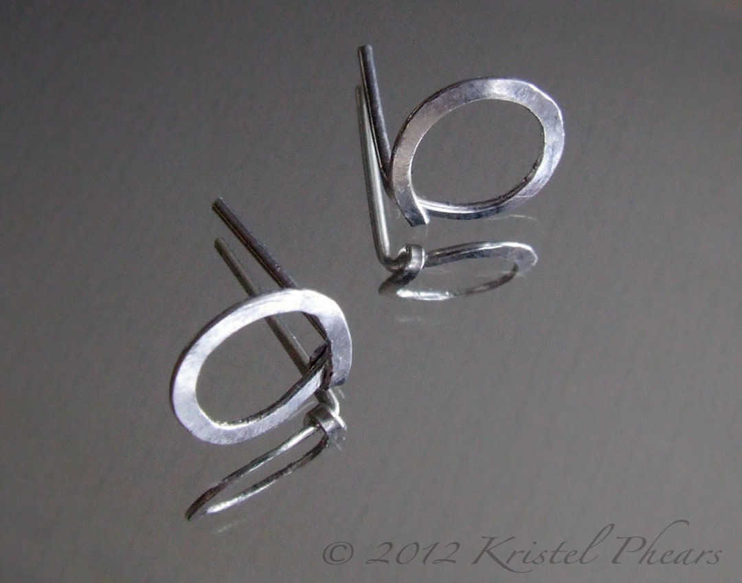 Orecchini a Bottone Circle in Argento Sterling – MYGIOIA