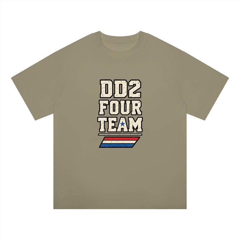 DD2 FOUR TEAM Oversized Veteran T-Shirt