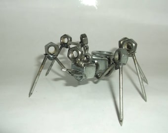 Figura de hormiga, escultura de hormiga de metal reciclado para jardín