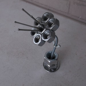 Lilie Metall Blumen Skulptur