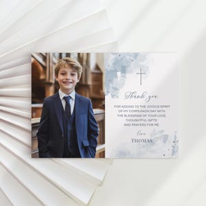 Plantilla de tarjeta de agradecimiento de comunión, agradecimiento de comunión para niño, foto de agradecimiento, descarga instantánea, acuarela azul y plata (CH472)