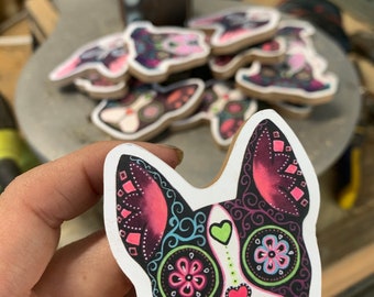 Wood sugar skull pet head magnet