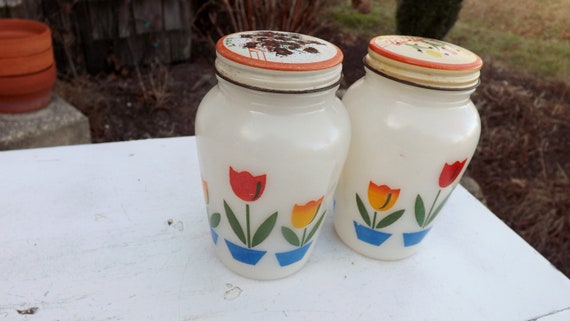 Fire-King チューリップ　ペッパー&ソルト Fire-King チューリップ ペッパー&ソルト ファイヤーキング