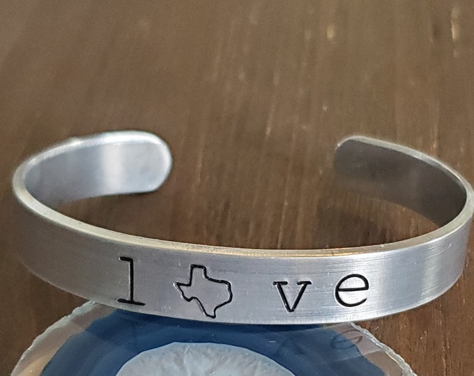 State Love Bracelet, PICK YOUR STATE, All 50 States Available, Home State, Travel Jewelry, Custom Personalized