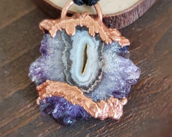 Amethyst Slice Ketting, verpakt in koper, elektrovormige sieraden, paarse edelsteen hanger