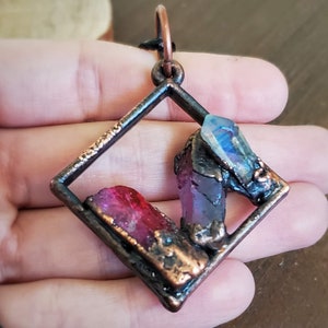 Aura Quartz Necklace, Pastel Crystal Pendant, Geometric Shaped Copper Electroformed Jewelry image 3