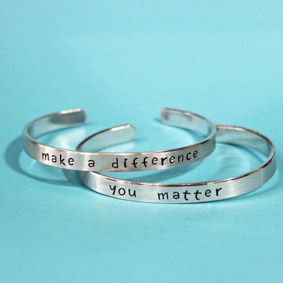 Amazon.com: SAM & LORI Set of 2 Bracelets for Women Teens Engraved Believe  in You Like I Do and Always and Forever No Matter What: Clothing, Shoes &  Jewelry