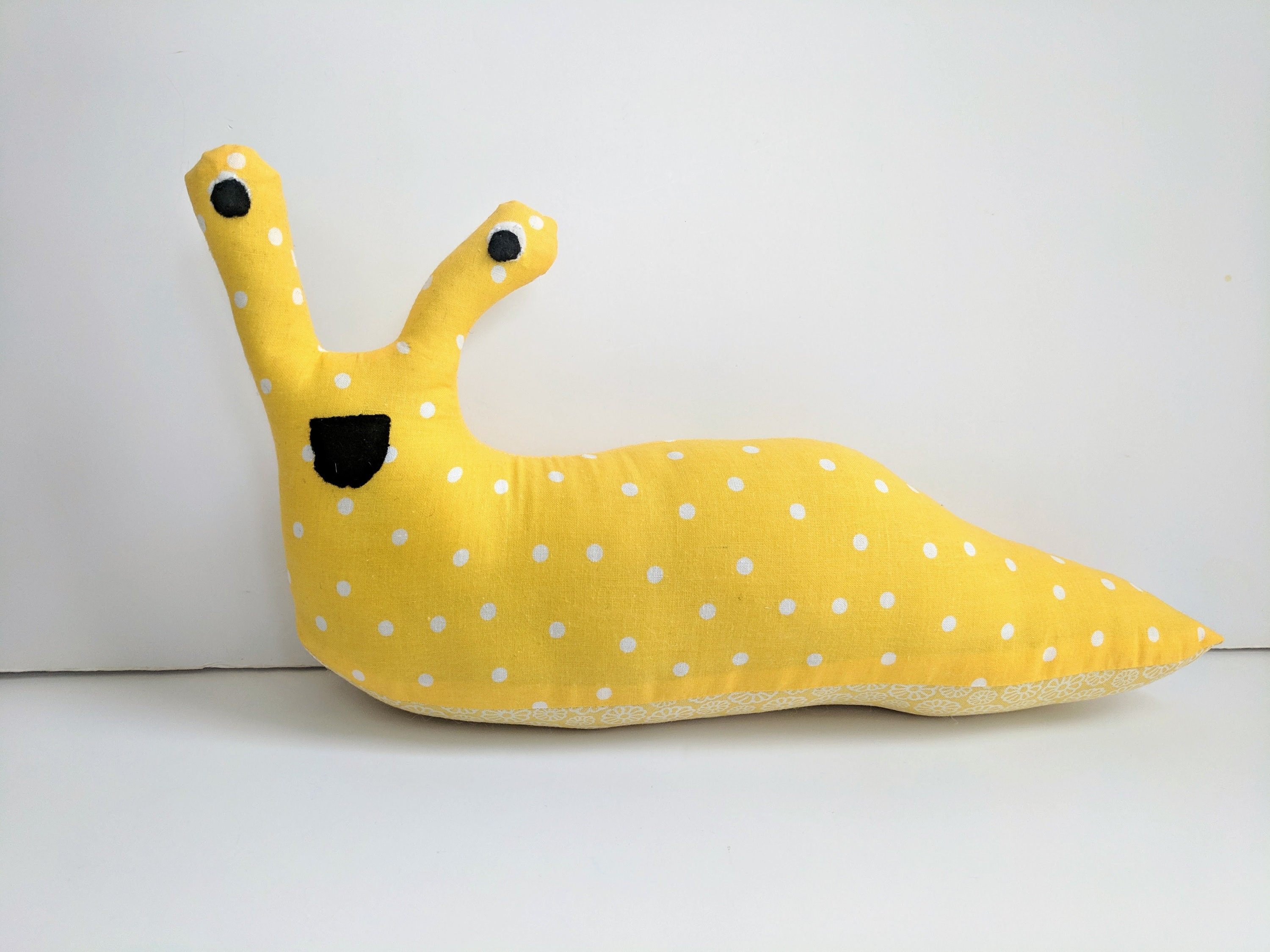 Yellow Banana Slug Plush / Yellow Stuffed Animal Banana Slug picture pic