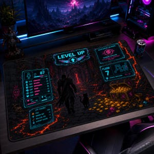 Puede incluir: Una alfombrilla de escritorio para juegos rectangular con una escena de mazmorra de fantasía oscura, elementos de interfaz de usuario en cian brillante, estadísticas de personaje, un aviso de nivel superior y una lista de botín sobre suelo de lava.