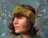 Mustard yellow hand knitted bow headband in organic wool. Ecofriendly wool. Spring fashion.