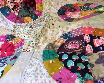 i-Spy lap quilt, baby blanket, Girls Patchwork Quilt, Patchwork Blanket, Hand Quilted, Bright and Fun, I-Spy quilt, Story Time Nursery Decor