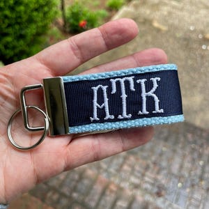 Mini Monogramed Key Fob/Embroidered Key Fob/Custom Key Fob/Fishtail Monogramed Key Fob/Mini Key Fob/Keychain/Perfect gift for new driver