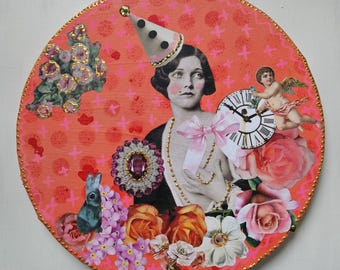 Wo ist die Party Original Collage & Mixed Media Kunst auf 12-Zoll runder (Tondo) Gestreckter Leinwand