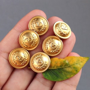 1 pc VALENTINO vintage button 15 or 17 or 22 mm / Authentic 1980s Italian Designer dome metal buttons / Haute Couture golden shank button