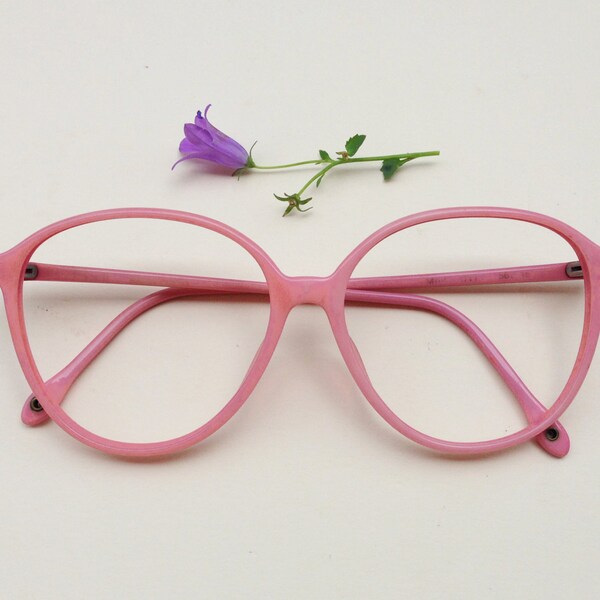 Vintage pink frames / 80s pale pink eye glasses / plastic Italian pastel sunglasses / Hipster women's eyewear / rose eyeglasses