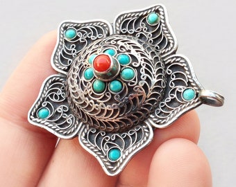 Floral pendant 925 sterling silver / Antique coral turquoise gems stones flower shaped solid silver filigree charm / marked gemstone amulet