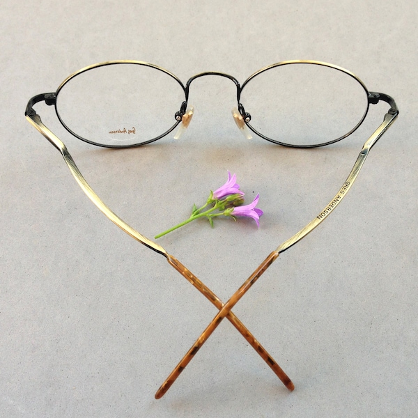 occhiali da vista con lenti ovali Made in Italy / montature deadstock in bronzo brunito / occhiali da vista sottili in metallo con montatura arrotondata dal design ottico