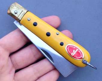 Vintage 1950s folding Knife / Italian NOS severed one blade pocket Knife / yellow bakelite knife / handmade signed knives Made in Italy