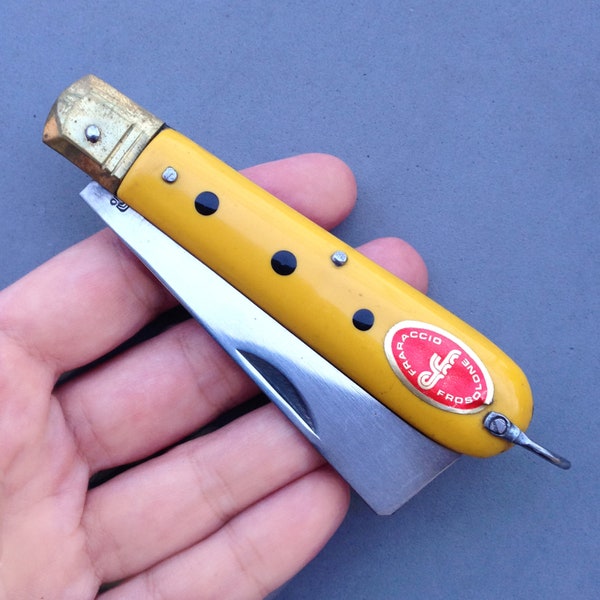 Vintage 1950s folding Knife / Italian NOS severed one blade pocket Knife / yellow bakelite knife / handmade signed knives Made in Italy