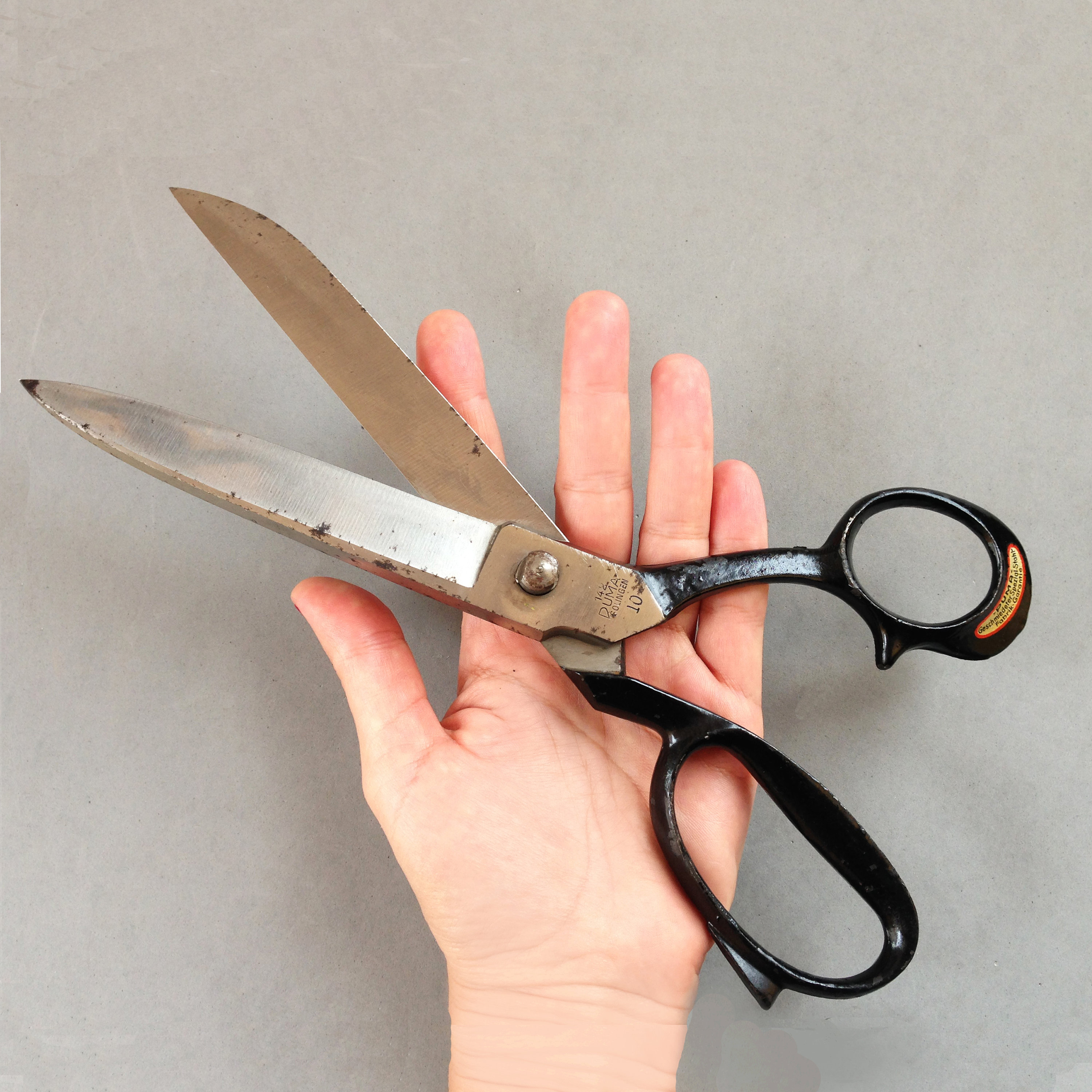 Vintage Scissors Rusty Pinking Shears 1950s Rusty Scissors