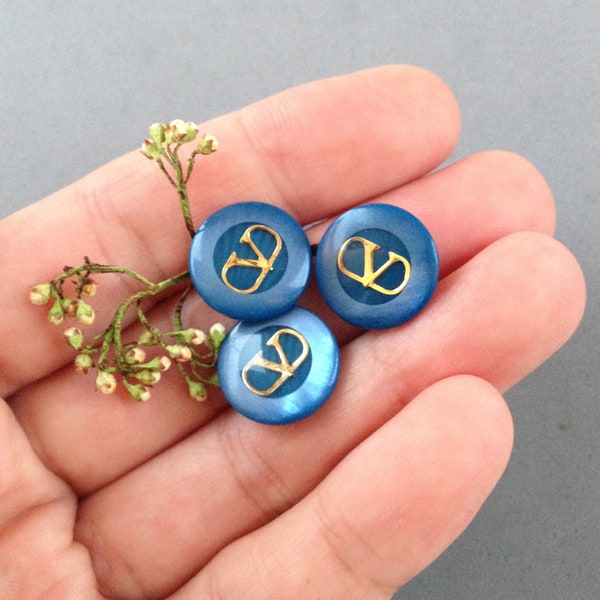 1 pc VALENTINO vintage 1990s button / Authentic Italian Designer monograms buttons / Haute Couture monogrammed shank button