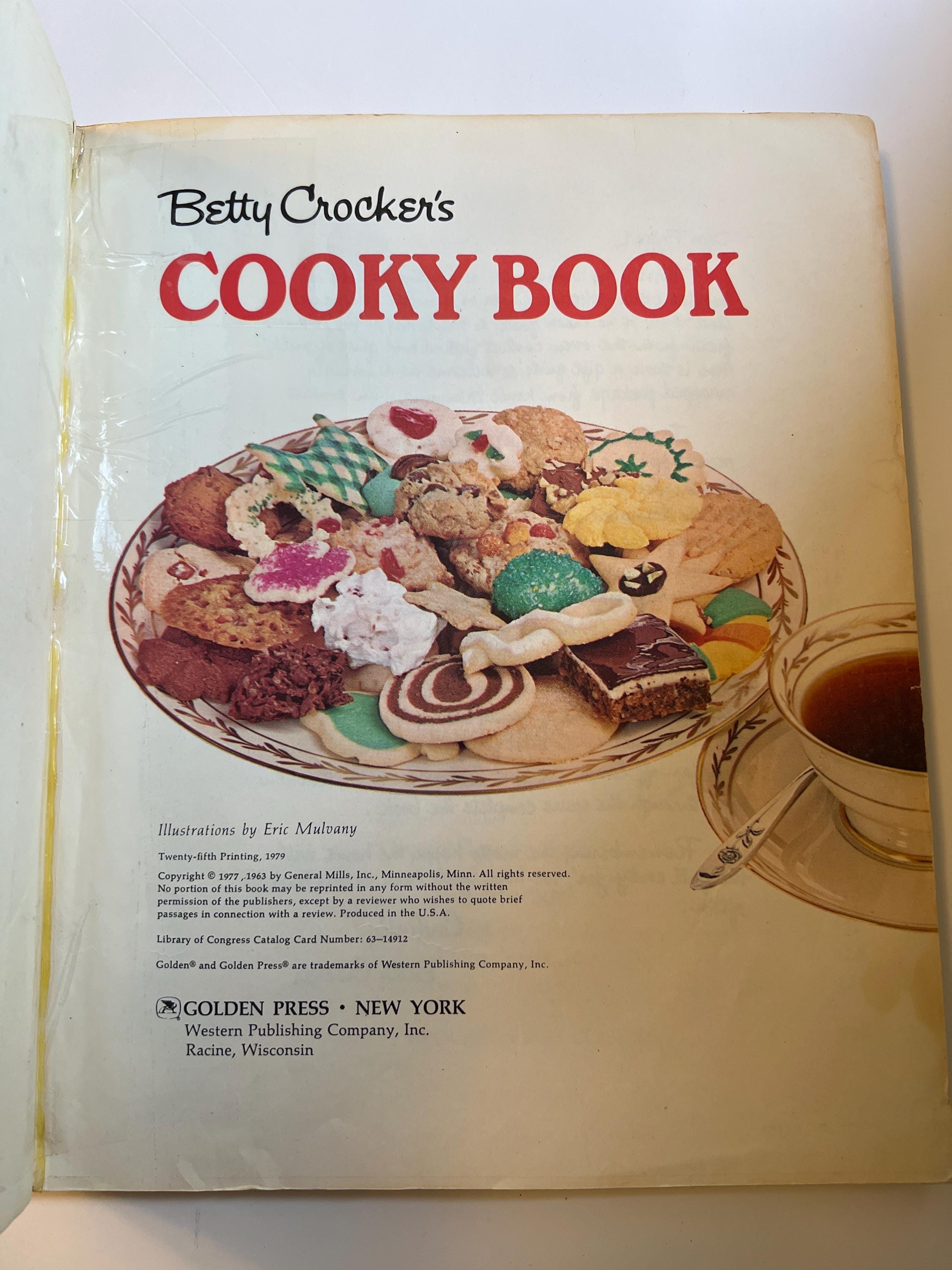 Betty Crocker's Cooky Book 1977 Vintage Cookie Cook Book Cookbook