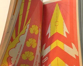 Vintage Peter Max Paper Airplane Book, 1971 Mod Pop Art - Etsy