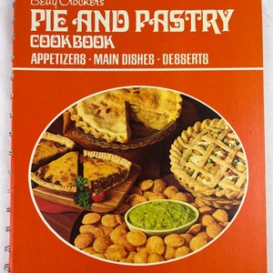 Betty Crocker&#39;s Pie and Pastry Cookbook 1972 Vintage Cook Book mid century mod 70s