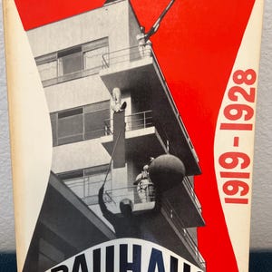 Bauhaus 1919-1928 Herbert Bayer, Ise Gropius, and Walter Gropius 1936, 1978 reprint MoMA design book