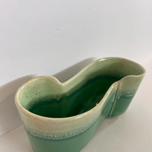 Vintage Coronet 207 USA sculptural turquoise drip planter 8” ceramic