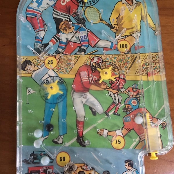 Jeu de flipper des années 1970 - jeu de flipper de table en plastique - jeu de flipper sur le thème sportif