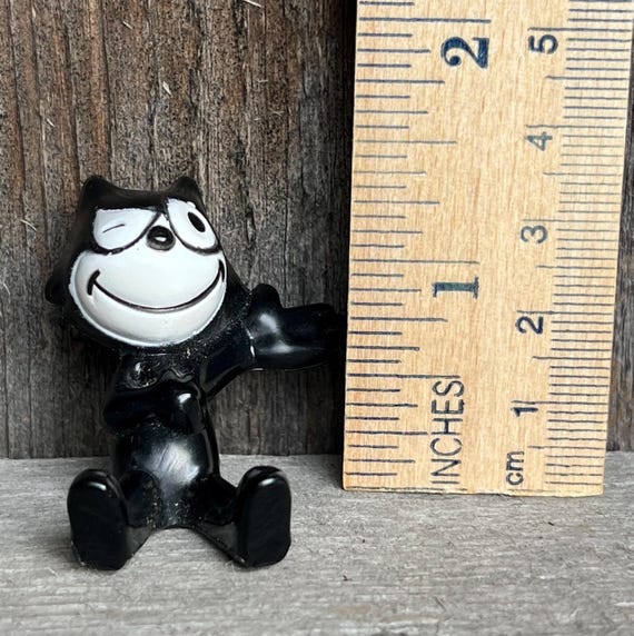 Vintage 1997 Felix the Cat Miniature Figure – Winking, Seated - Etsy