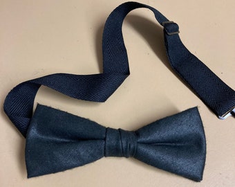 Vintage black bowtie - 1960s tuxedo bow tie - adjustable