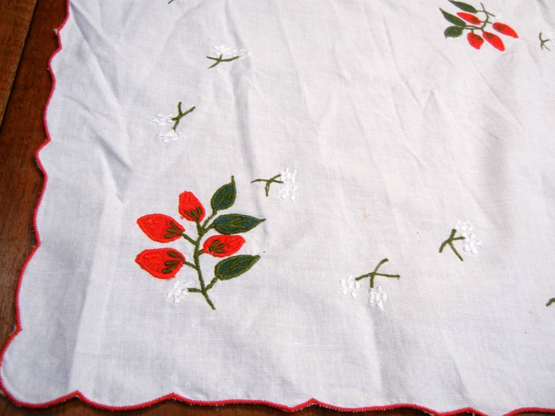 red and white Embroidered applique strawberry tablecloth vintage bridge size cloth Strawberry Social
